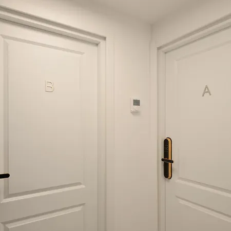 דירה View - Luxury A - Old - Victoriei בוקרשט