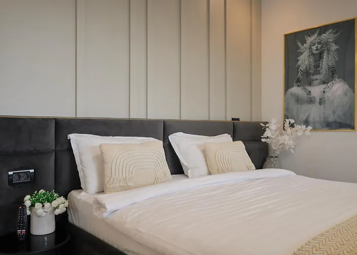 View - Luxury A - Old - Victoriei Apartmán Bukurešť